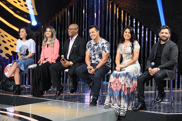 participantes do banquinho gospel disputal quem será o melhor na competição deste sábado