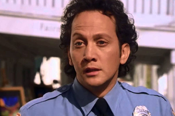 O ator Rob Schneider em cena de ´O Animal´