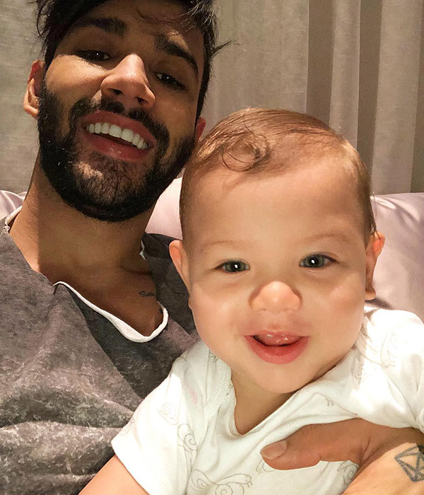 Gusttavo Lima Encanta Ainda Mais Seus Seguidores Com Foto Fofa Do Filho