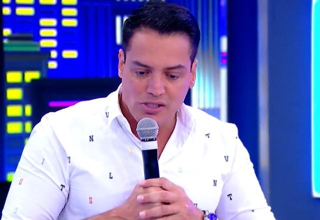 SBT TV Leo Dias revela que mãe de Marília Mendonça pediu para