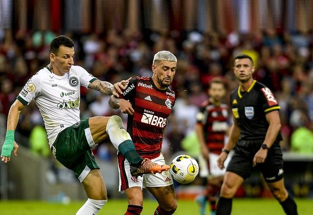 Goiás x Flamengo onde assistir escalações e desfalques SBT