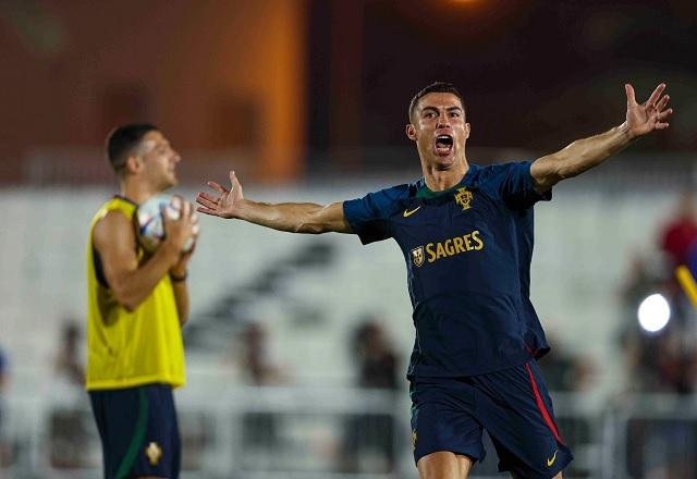 Jornal diz que Cristiano Ronaldo discutiu técnico e ameaçou deixar