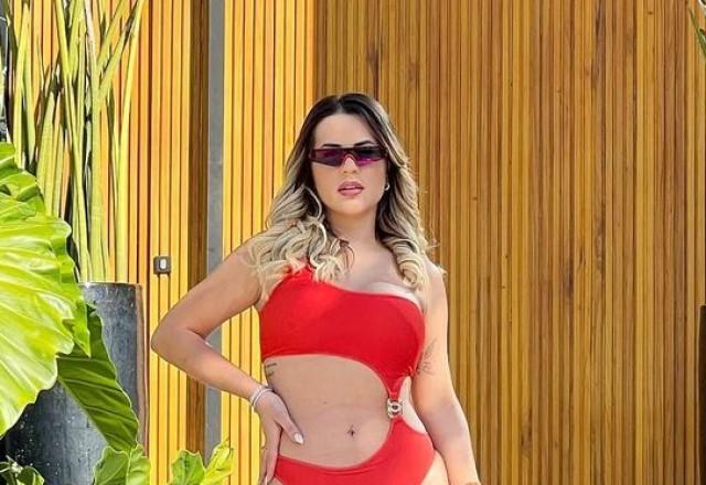 Deolane Bezerra Mostra Detalhes De Sua Luxuosa Casa De Praia Assista Sbt