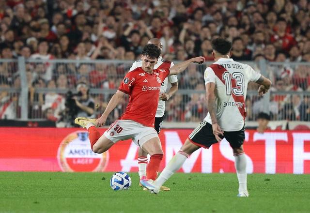 Internacional x River Plate onde assistir escalações e desfalques SBT