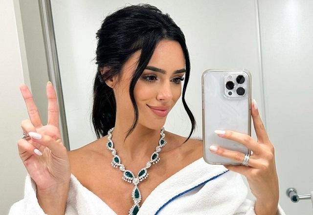 Sbt Tv Bruna Biancardi Mostra Sufoco Para Escolher Roupas Na Ar Bia