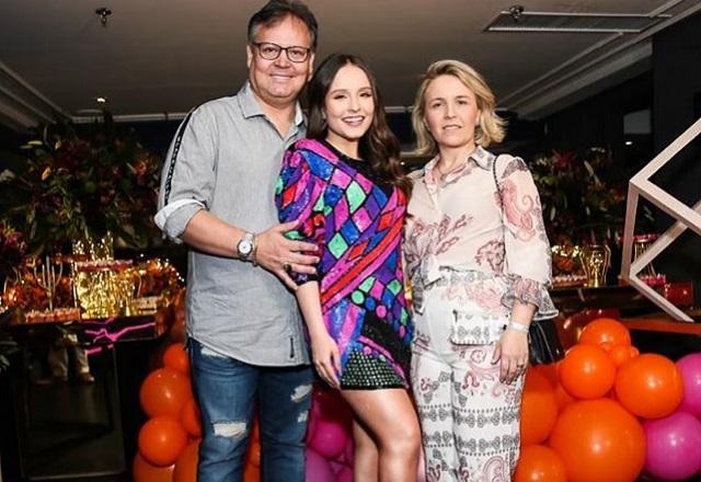 Sbt Tv Pais De Larissa Manoela N O Conseguem Vender Mans O Que Era Da