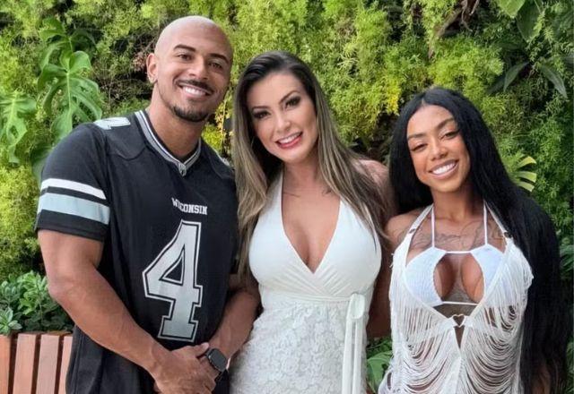 Sbt Tv Andressa Urach Faz Surpresa Picante Para Namorado Marmita