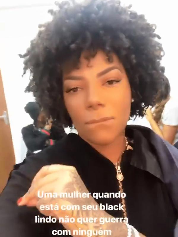 Ludmilla cabelo natural