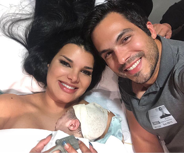 Juliane Almeida, o marido Michael Moraes e o filho Michael