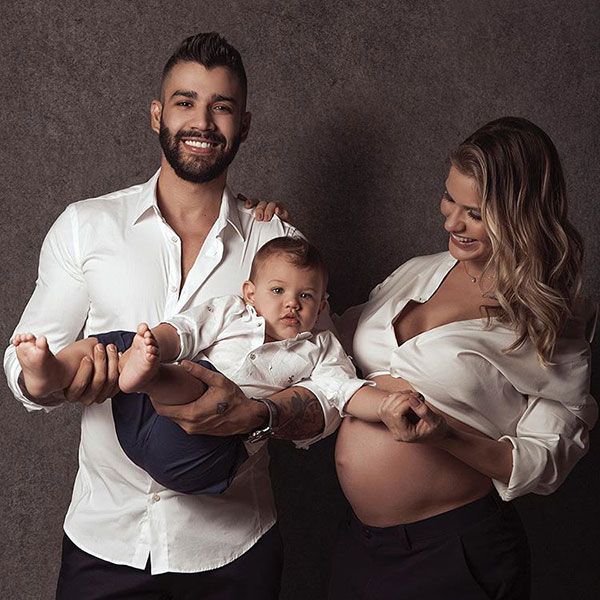 Andressa Suita juntamente com o marido Gusttavo Lima e o filho Gabriel Lima