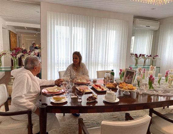 Carlos Alberto e Renata Domingues
