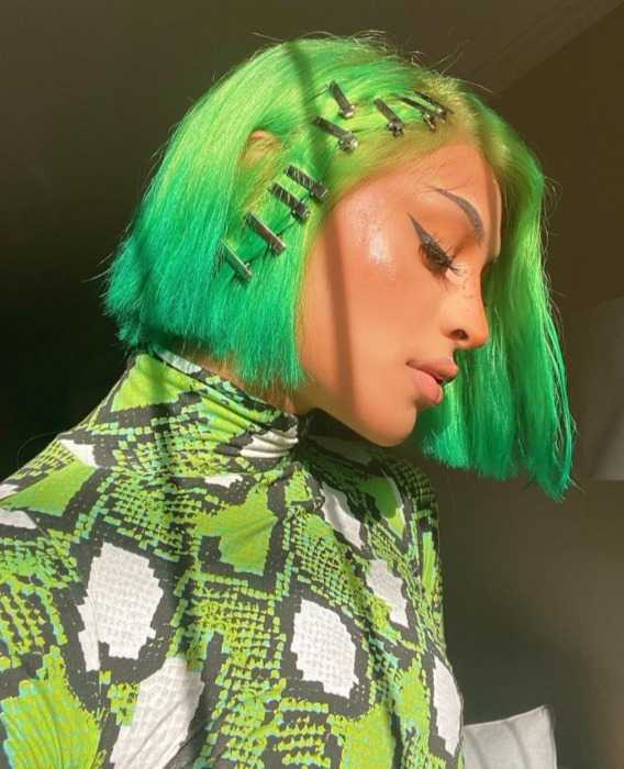 Pabllo Vittar mostra cabelo descolorido e brinca: Quase uma Goku