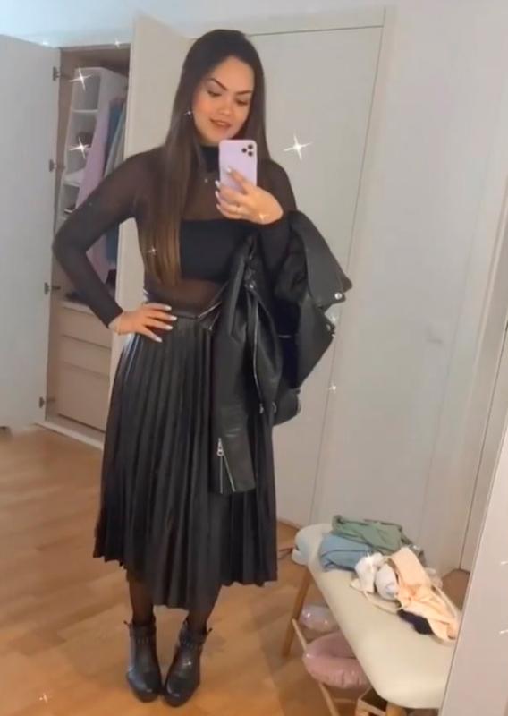 Suzanna Freitas aposta em look all black