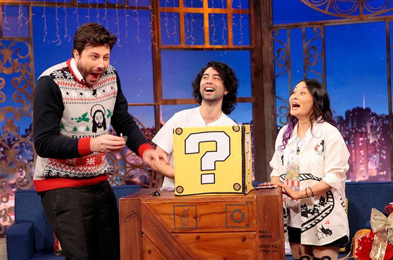 Danilo Gentili recebe os youtubers Prit e Lohgann no The Noite