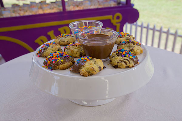 Cookies de baunilha com nozes e chocolate do Thales