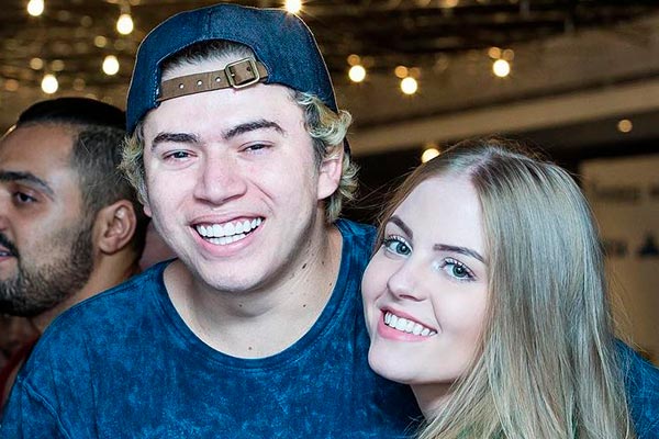 Luisa Sonza e Whindersson posam juntos