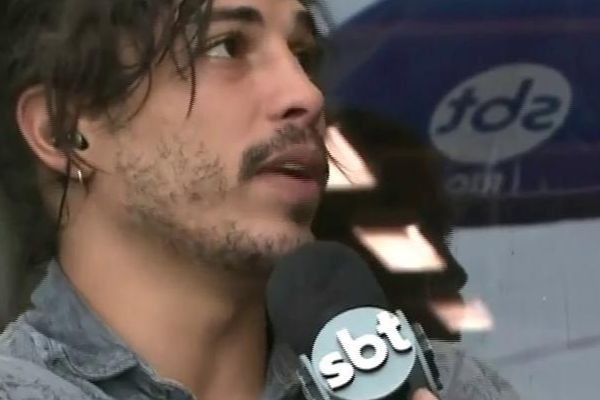 ´Quero ver até quando vão sustentar essa mentira´, diz Douglas Sampaio sobre suposta agressão