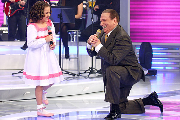 Em 2010, Maisa surpreendia Raul Gil em sua estreia nos sábados do SBT; Relembre