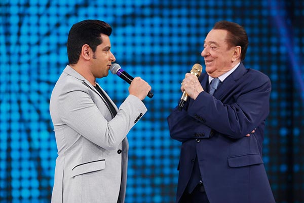 Raul Gil recebe Léo Magalhães neste sábado