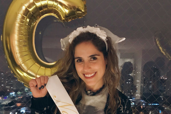 Prestes a subir ao altar, Camilla Camargo faz mudança radical no visual