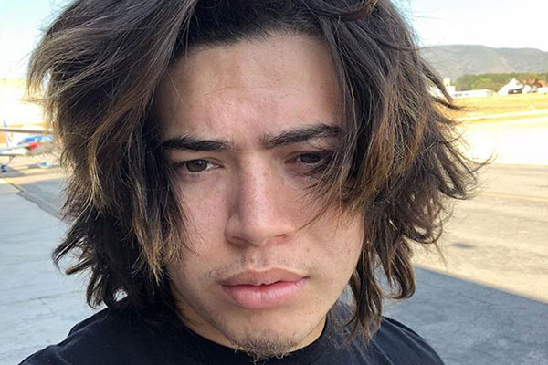 Em noite dramática, Whindersson deseja ser atropelado por moto