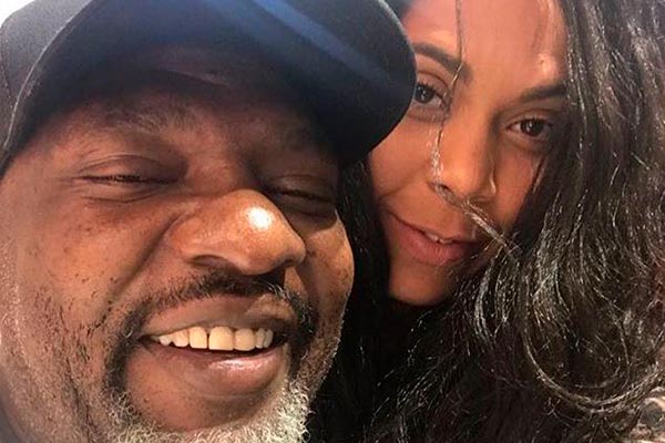 Esposa de Catra posta vídeo do cantor e deixa fãs nostálgicos