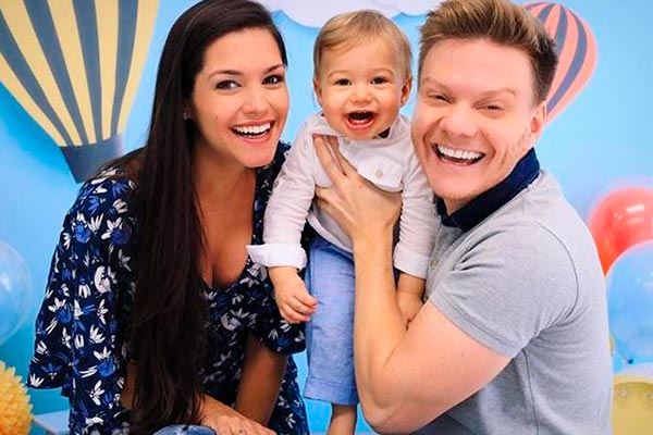 Filho de Michel Teló herda talento do pai e arrasa na sanfona