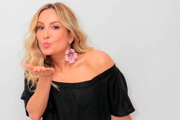 Que fofura! Claudia Leitte encanta seguidores ao mostrar filhinho cantando 