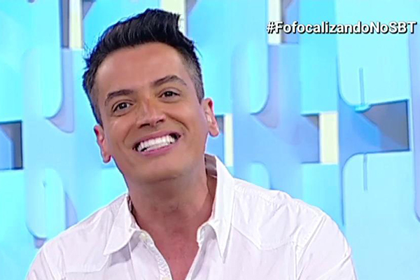 Exclusivo! Apresentador tem salário reduzido para 500 mil reais
