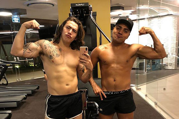 Whindersson Nunes aparece com o rosto deformado e fãs ficam assustados