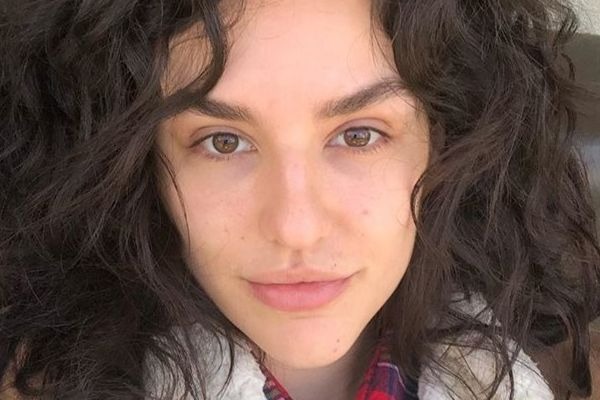 Kéfera faz desabafo e relata sofrimento de ser famosa