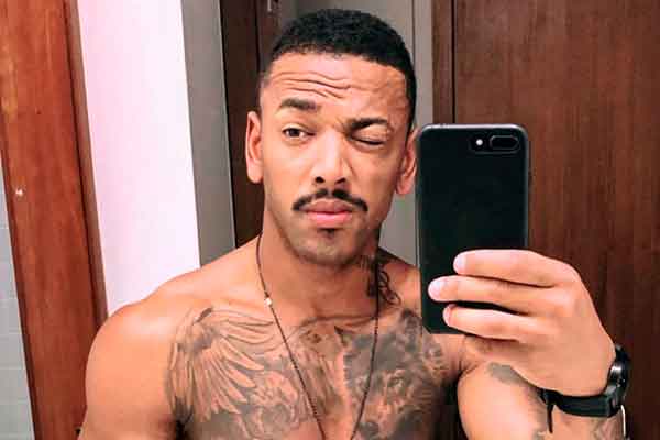 Nego do Borel posta foto toda galã e arranca piada de Gabi Brandt