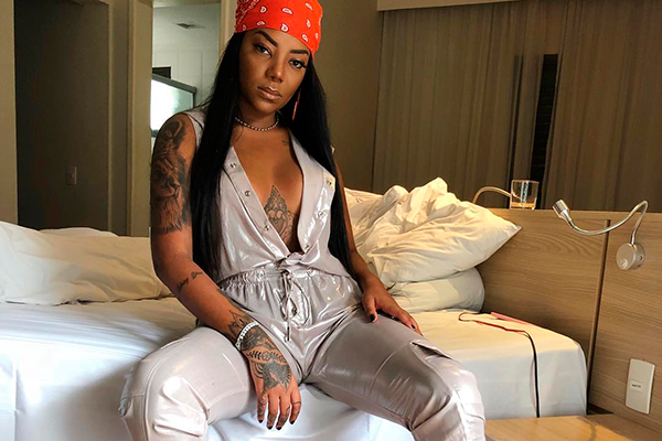 Ludmilla choca internautas ao publicar foto com cabelo natural