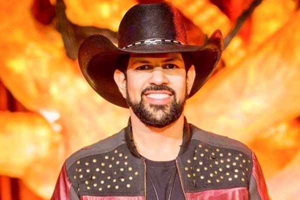 BOMBA! Sertanejo Sorocaba denuncia esquema ilícito por cantores famosos