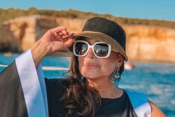 Após ser diagnosticada com leucemia, Susana Vieira recebe carinho dos fãs