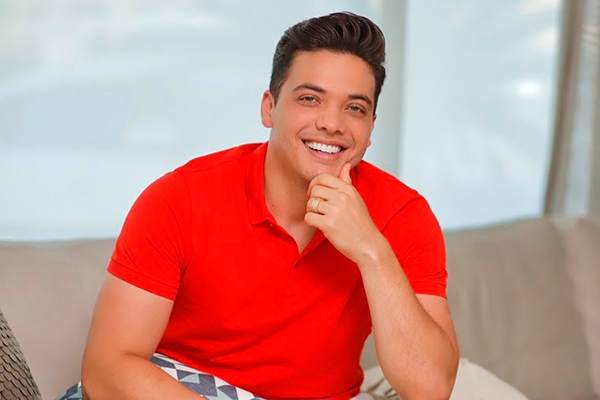 Wesley Safadão comemora aniversário do filho em navio luxuoso