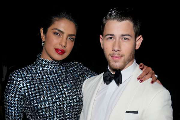 Crush adolescente, Nick Jonas se casa com Priyanka Chopra com evento MILIONÁRIO