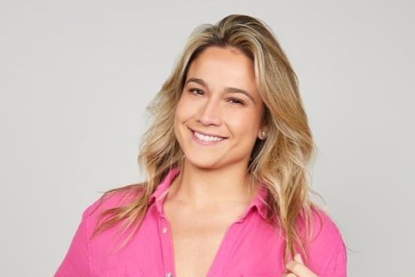É oficial! Fernanda Gentil deixa o jornalismo e vai para o entretenimento na TV