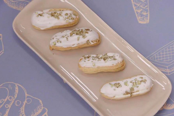 Monoporção do Ricardo - Éclair de Abacaxi