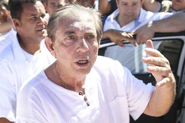 Famosos se manifestam sobre o caso João de Deus
