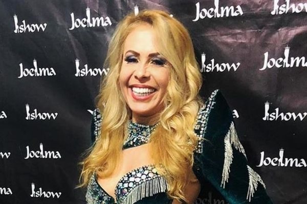 Fãs cercam Joelma em show, vira TUMULTO e cantora acaba sendo machucada!