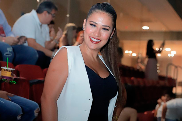 Simone dá presente inusitado para o filho e faz sucesso na web