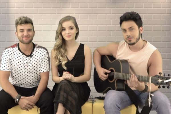 Jurados do Jovens Talentos cantam Melim