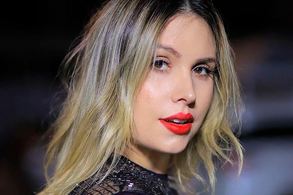 Três meses após dar à luz, Thyane Dantas exibe barriga chapada