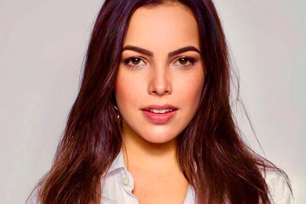 Mayla Araújo nega que tenha apanhado em praia e posta vídeo para provar