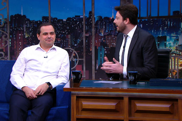 Marvio Lúcio, o Carioca, é o convidado de quinta do The Noite