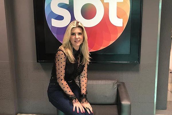 Iris Stefanelli radicaliza o visual e deixa os cabelos curtinhos