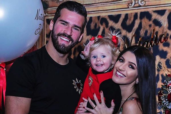 Cegonha à vista! Alisson Becker anuncia nova gravidez de Natália