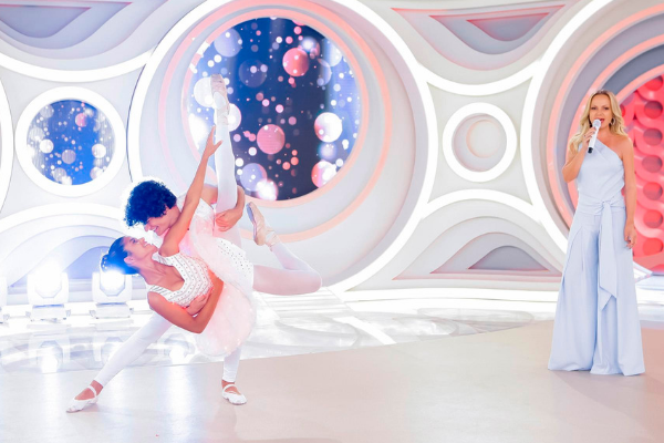 Eliana realiza o lindo sonho de uma bailarina neste domingo (10)