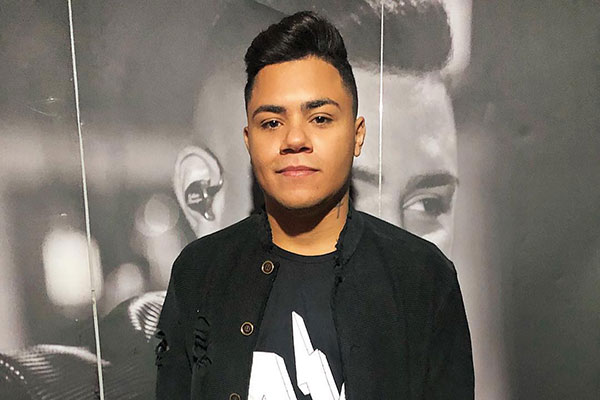 Felipe Araújo posta primeira foto do filho e semelhança chama atenção